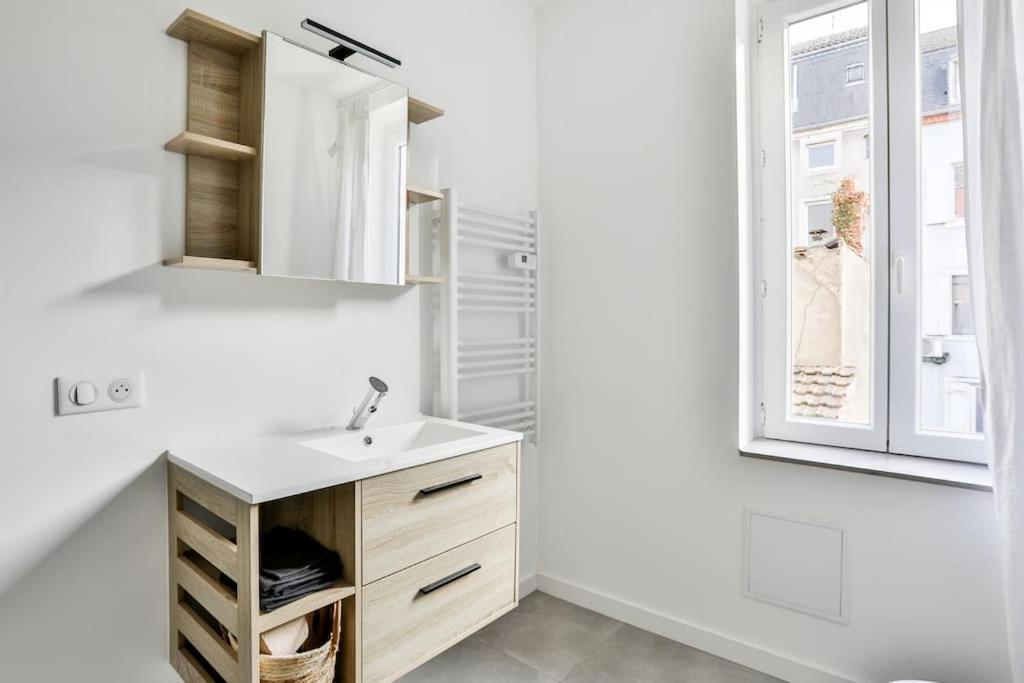 Suite Lumineux Et Moderne, Parking Gratuit, Mulhouse Centre Eksteriør bilde